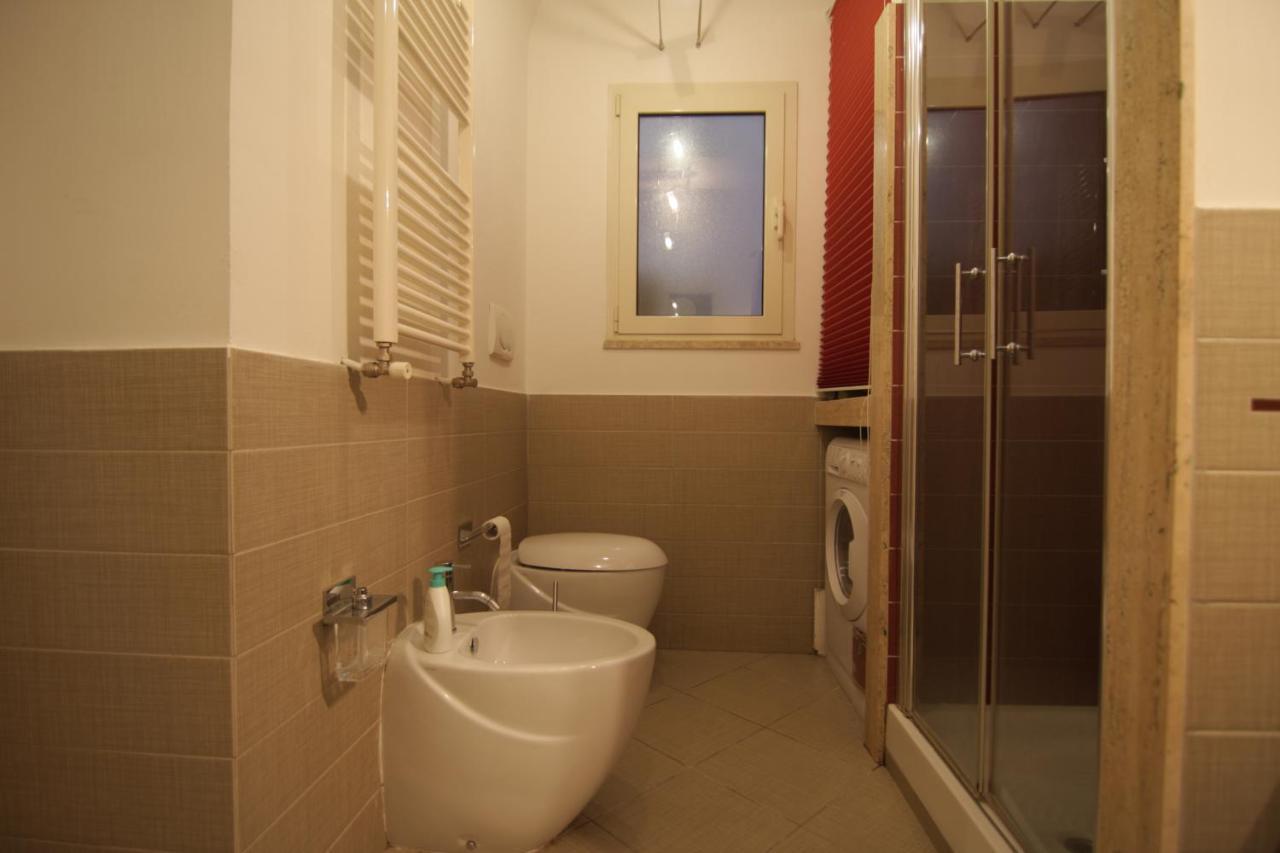 Casa Cavallotti - Modern Apartment Between Train Station And Port Civitavecchia Exterior foto